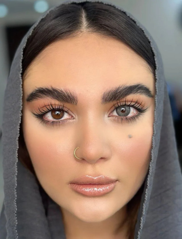 لنز رنگی سالانه یونیک نیاگارا طوسی دور مشکی