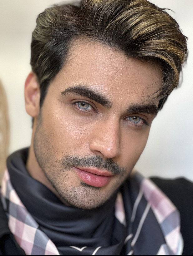 لنز رنگی سالانه کلاسیک گری یونیک طوسی آبی با مرکزیت عسلی