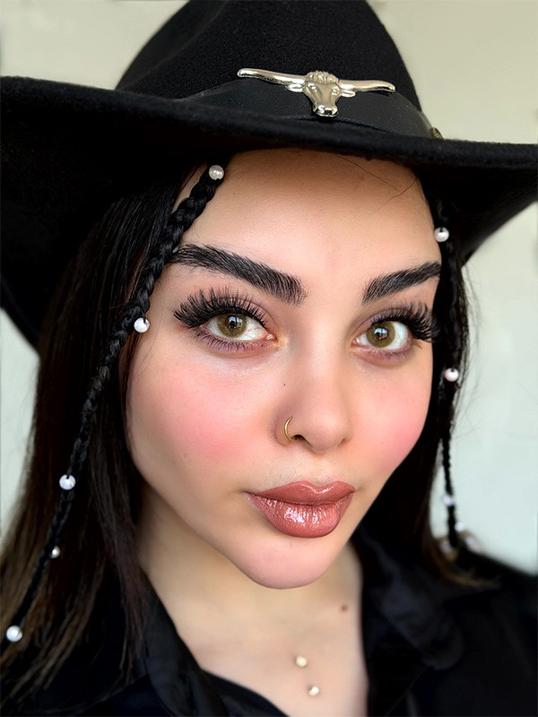 لنز رنگی سالانه لمون برند وایب