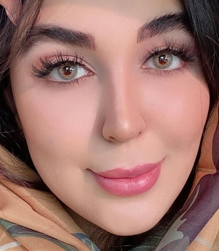 لنز رنگی فصلی دهب رنگ ماربل سبز عسلی بدون دور