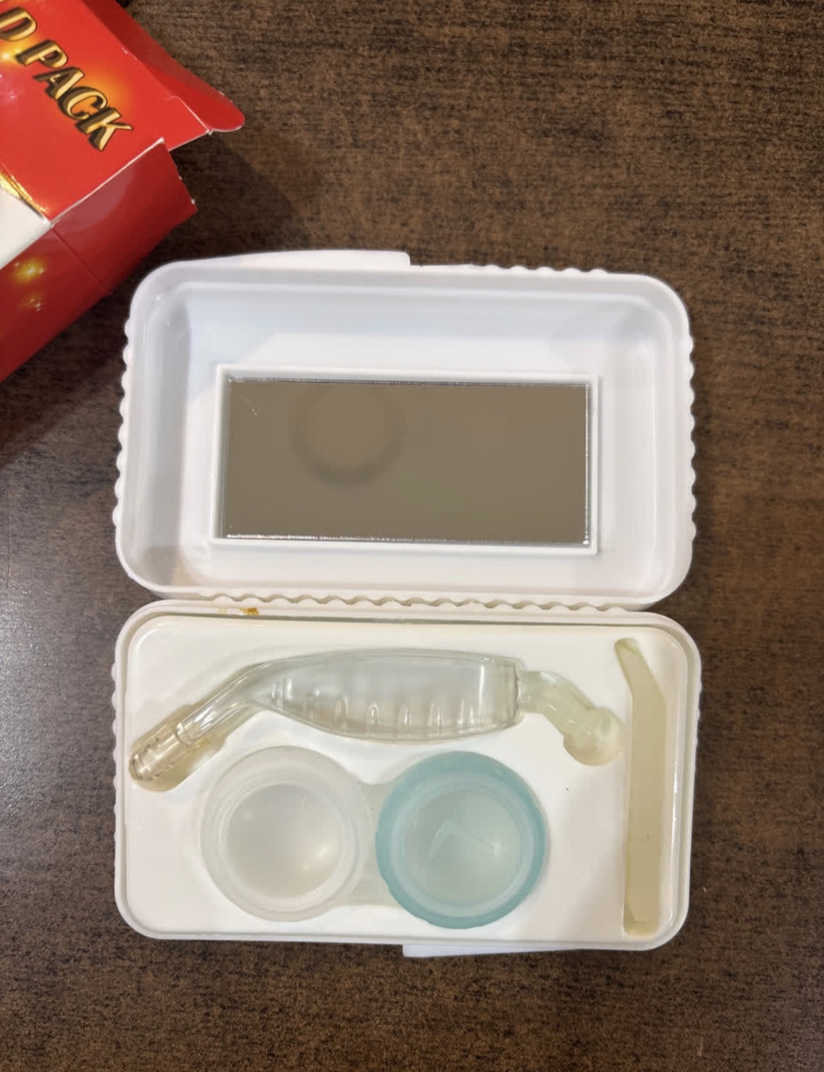 لنز پک ( پنس و اپلیکاتور )